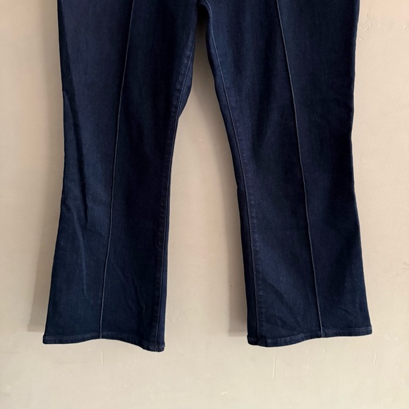 LOFT High Rise Slim Flare Pintucked Jeans Dark Blue TheKick Crop Jeans - Picture 6 of 12